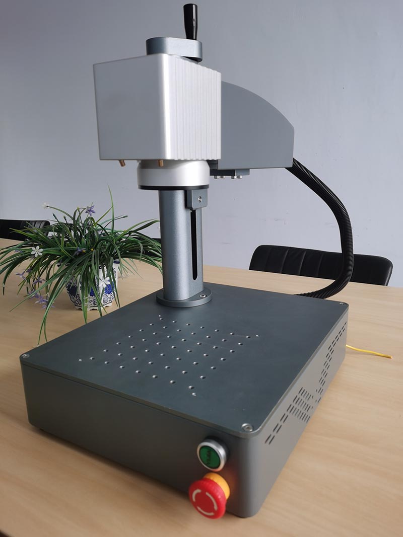 Ako urobiť čierne značenie na hliníku pomocou vláknového laserového značiaceho stroja